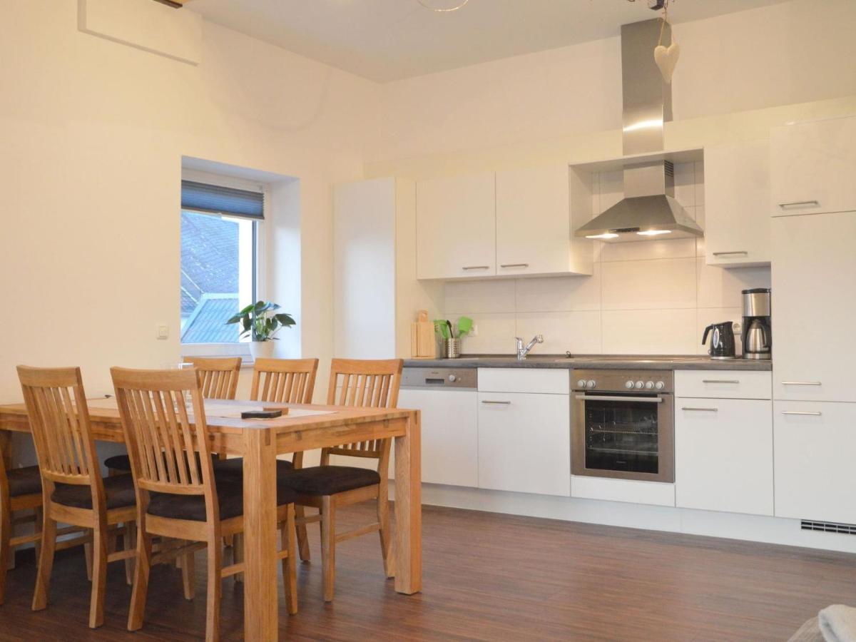 Lovely Modern Apartment With Private Terrace Ellscheid Екстер'єр фото